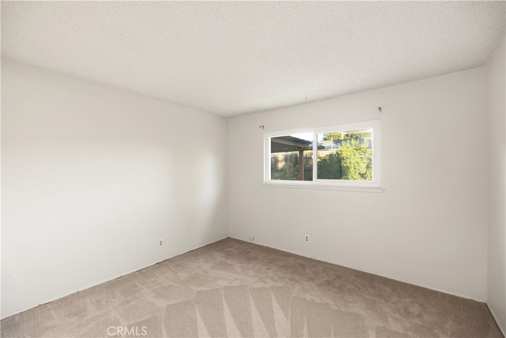 MLS #OC25264772 image #26