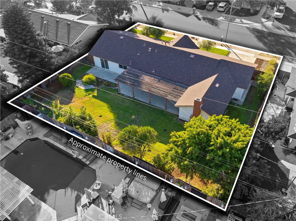 MLS #OC25264772 image #33