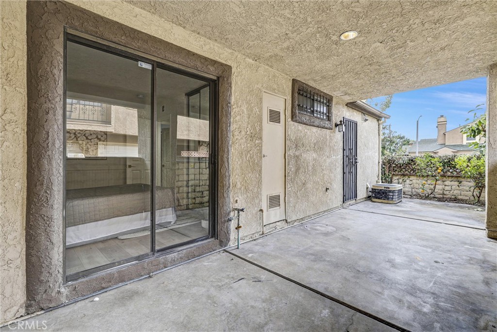 MLS #OC25264797 image #23