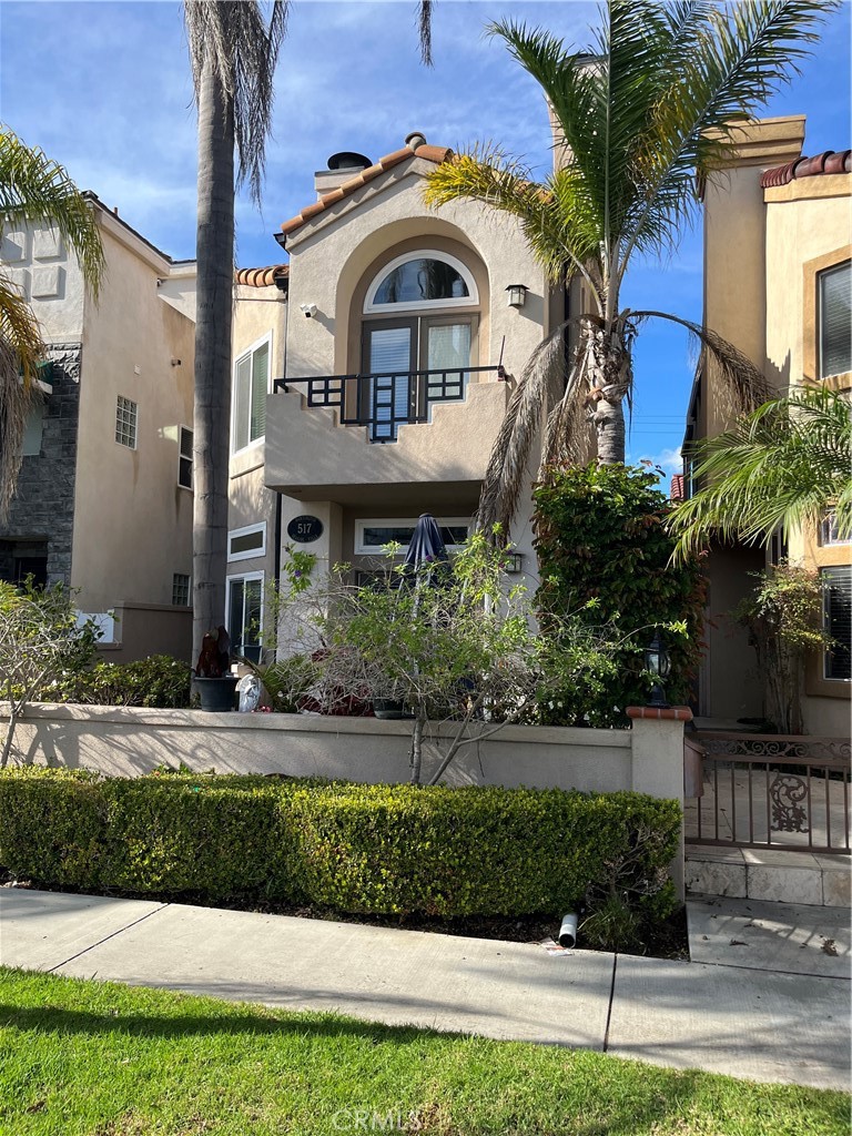 MLS #OC25264806 image #1