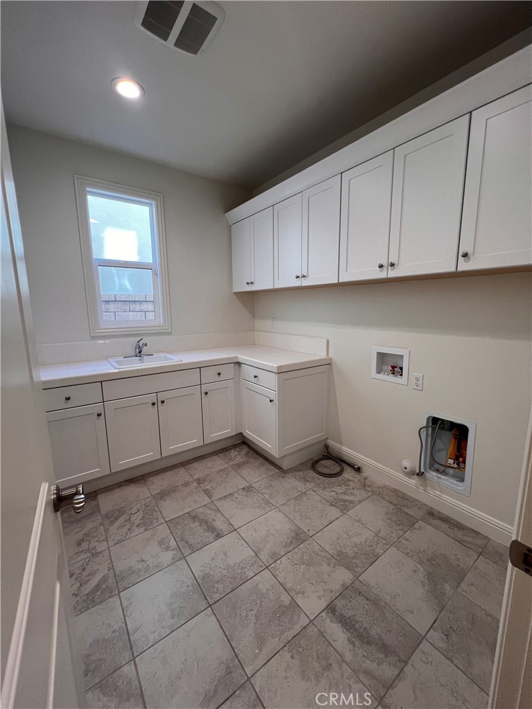 MLS #OC25264828 image #12