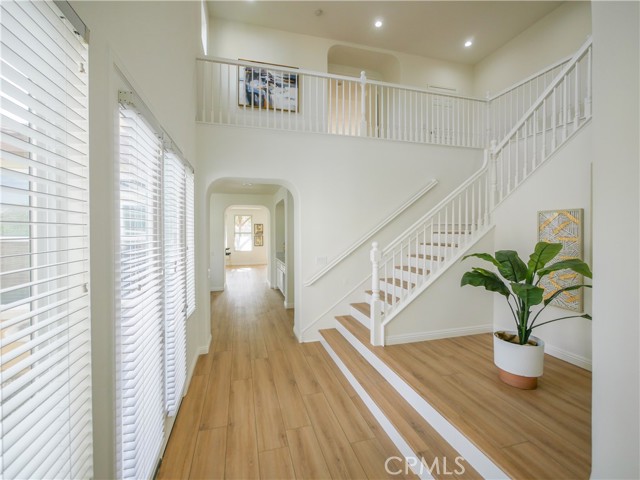 MLS #OC25264833 image #4