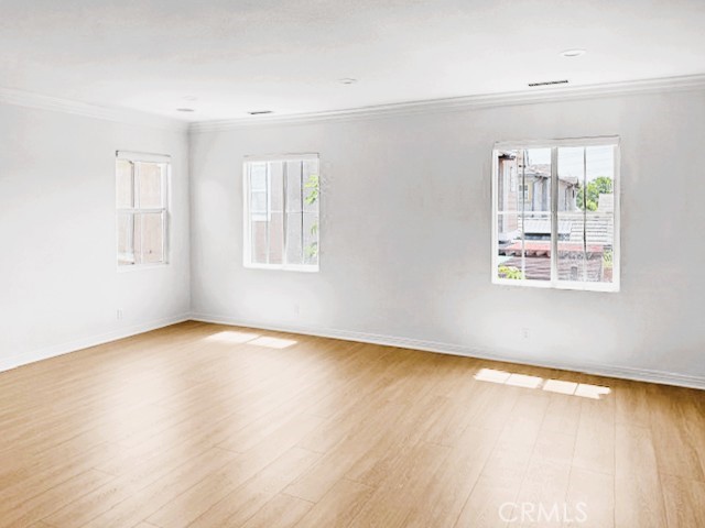 MLS #OC25264886 image #11