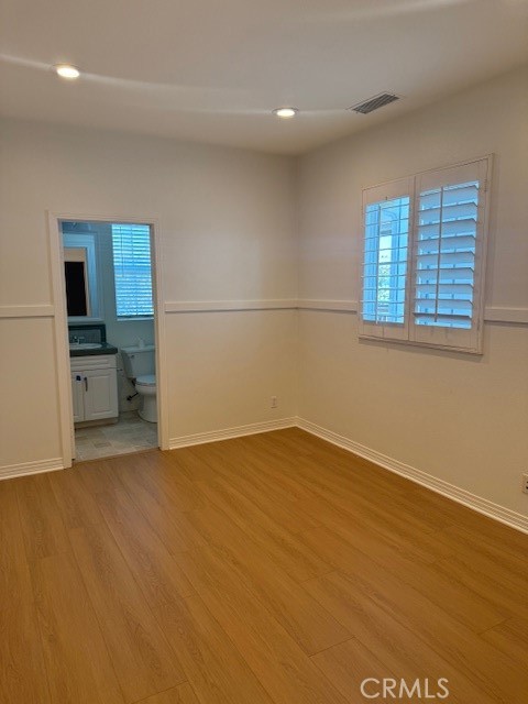 MLS #OC25264886 image #15