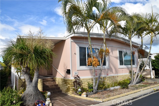 MLS #OC25264890 image #1