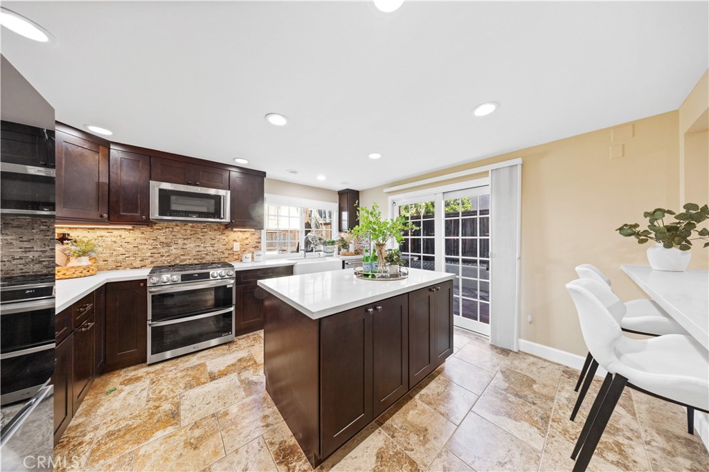 MLS #OC25264917 image #13