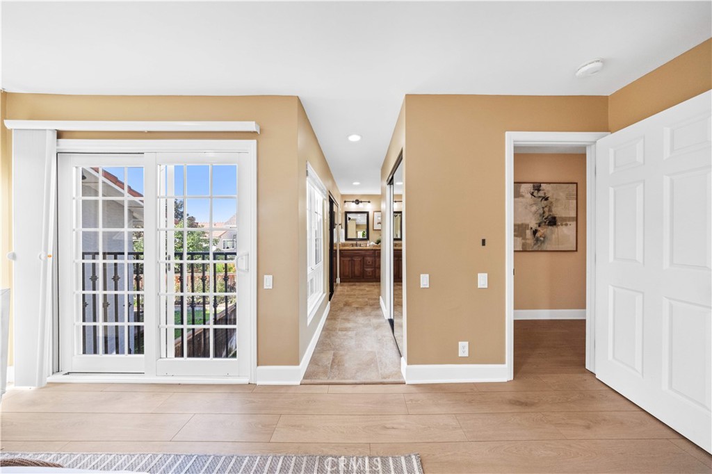 MLS #OC25264917 image #32