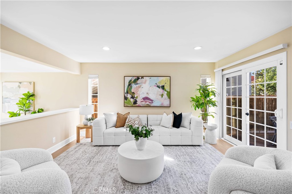 MLS #OC25264917 image #4