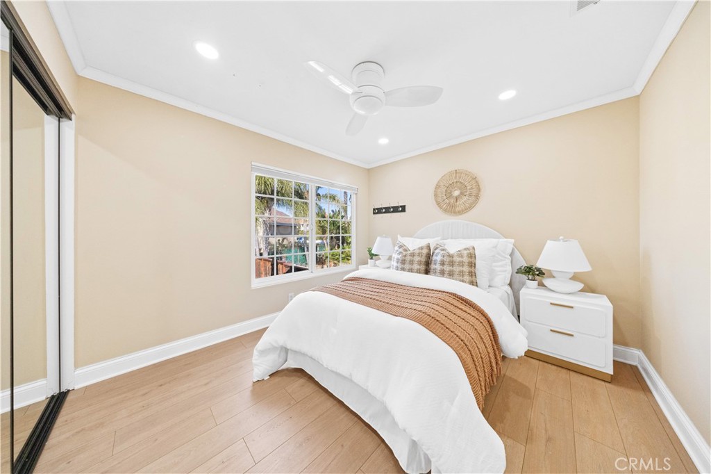 MLS #OC25264917 image #40