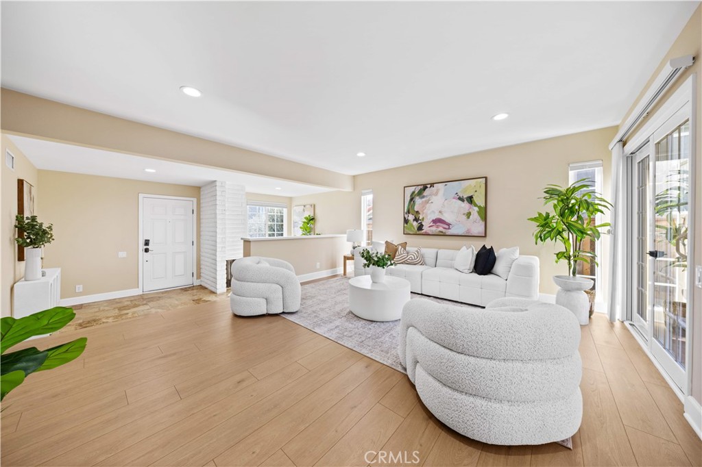 MLS #OC25264917 image #7