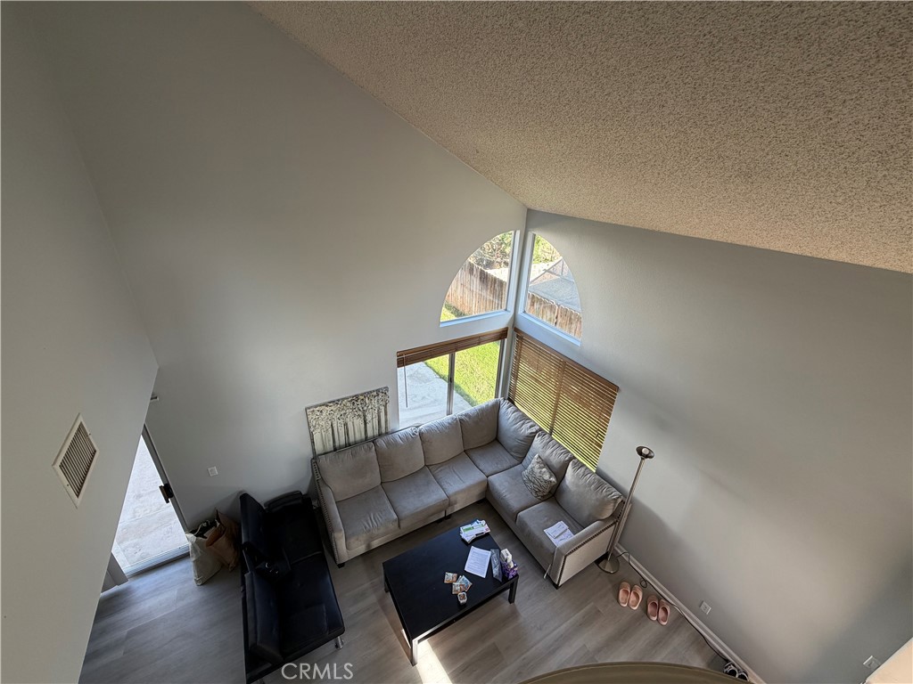 MLS #OC25264942 image #4