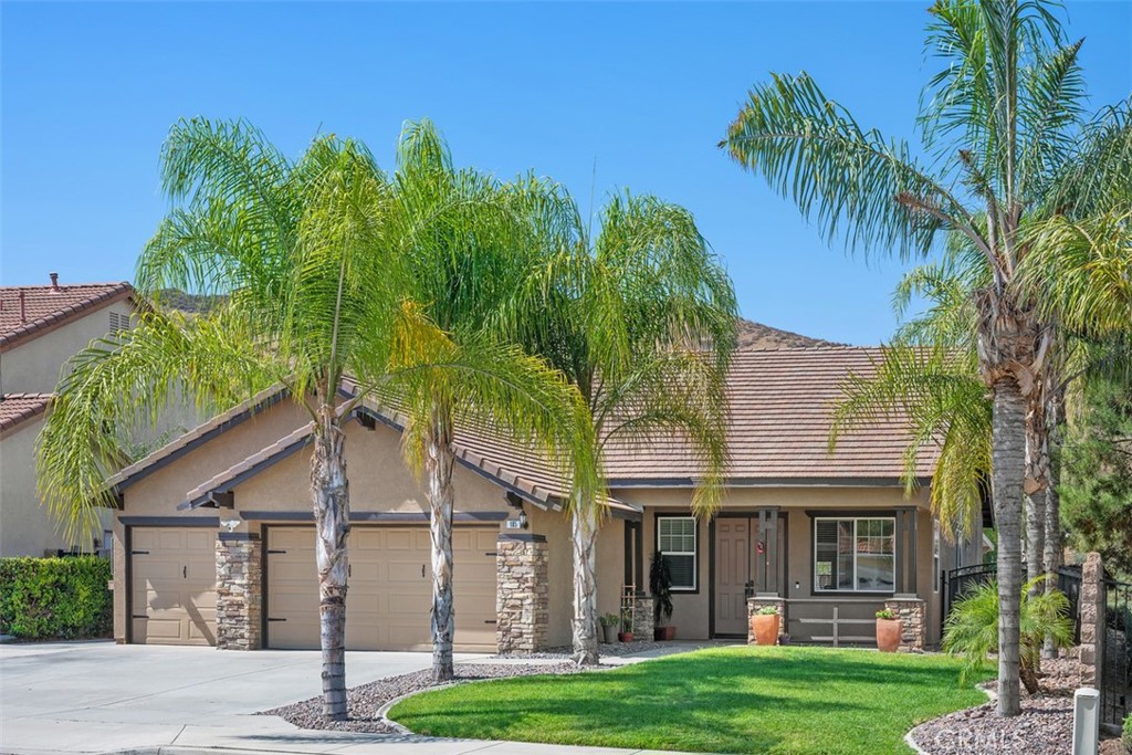 MLS #OC25264966 image #1