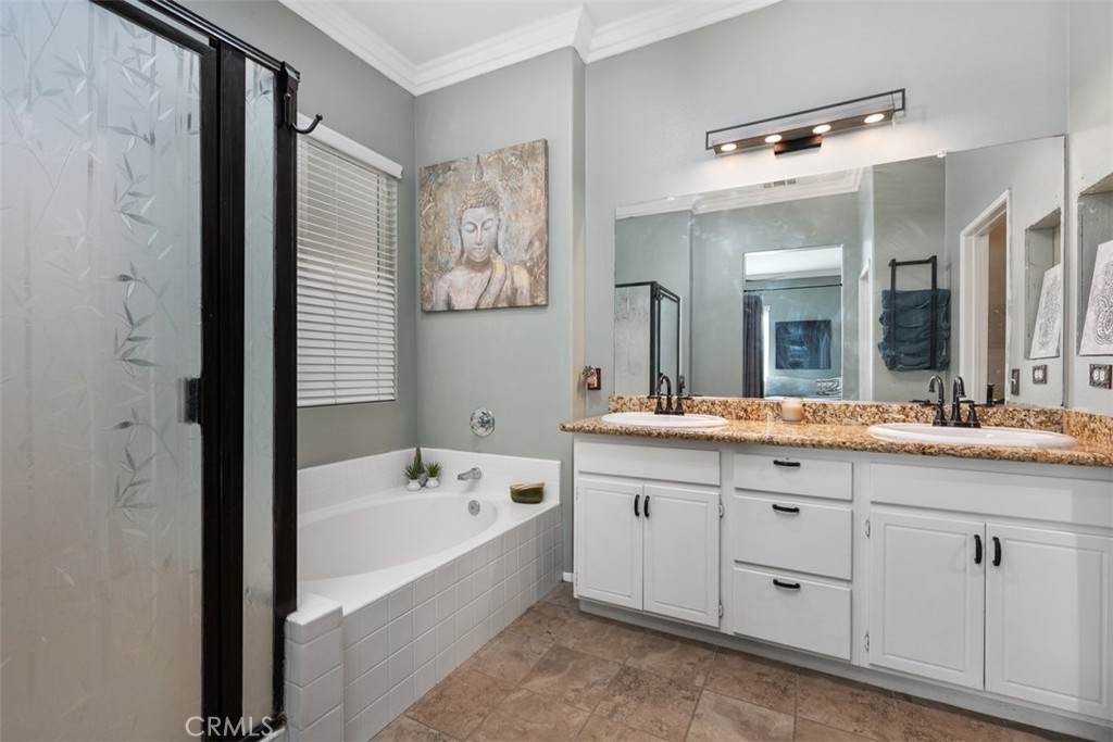 MLS #OC25264966 image #12