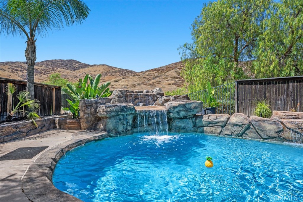 MLS #OC25264966 image #23