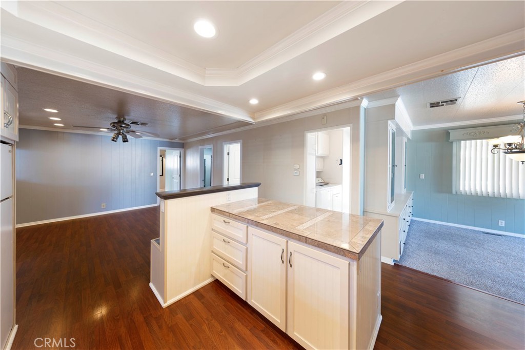 MLS #OC25265002 image #11