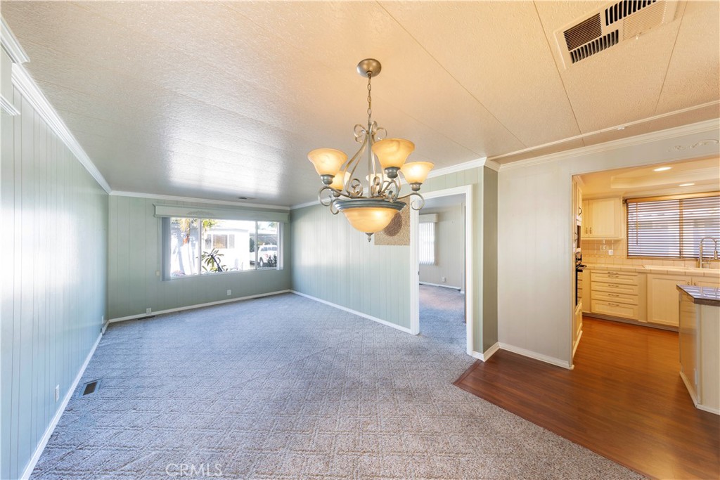 MLS #OC25265002 image #4