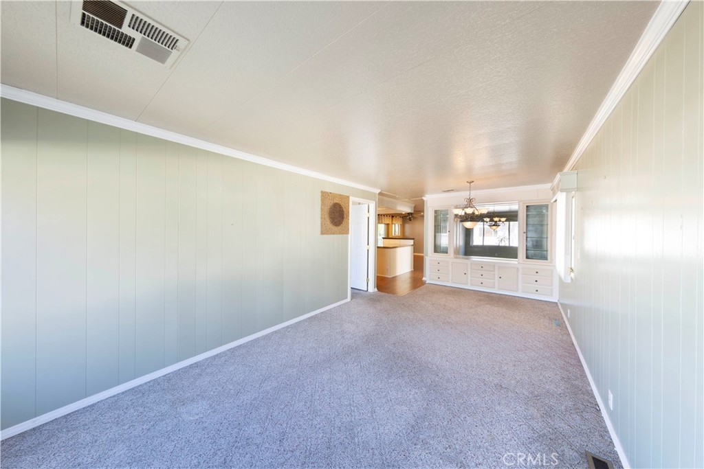 MLS #OC25265002 image #5