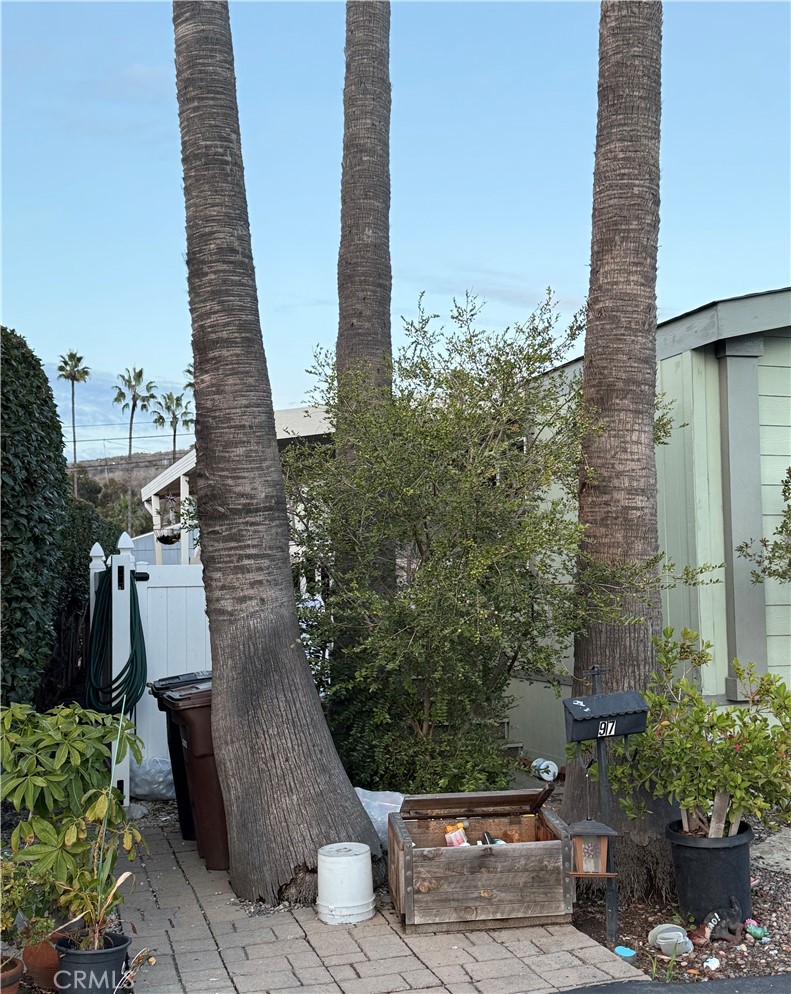 MLS #OC25265003 image #3