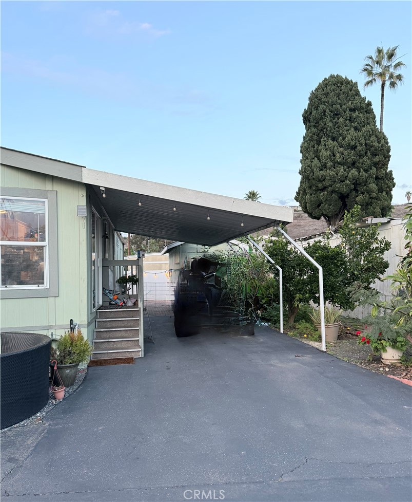 MLS #OC25265003 image #4