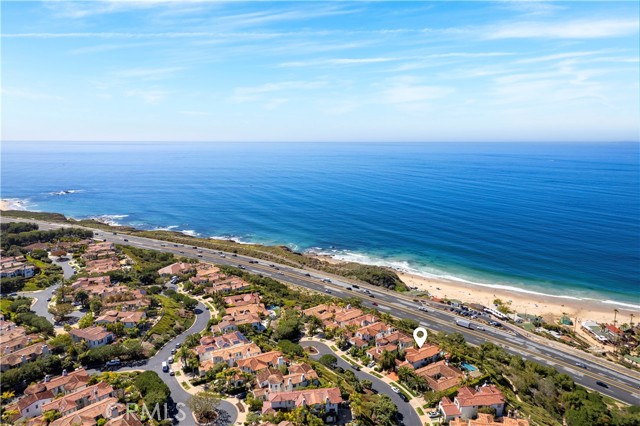 MLS #OC25265014 image #1