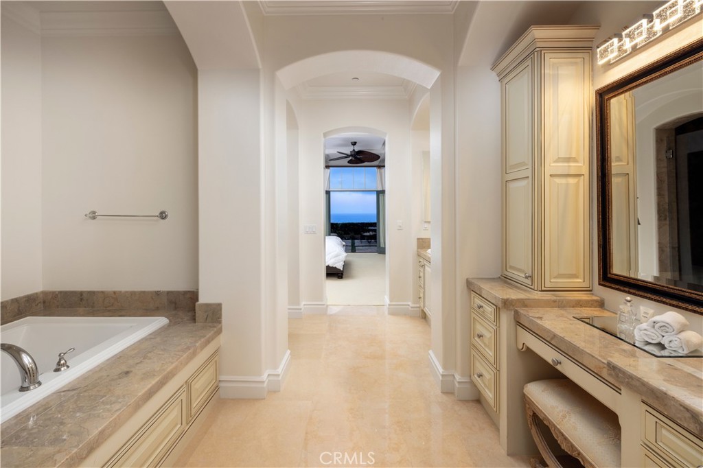 MLS #OC25265016 image #24