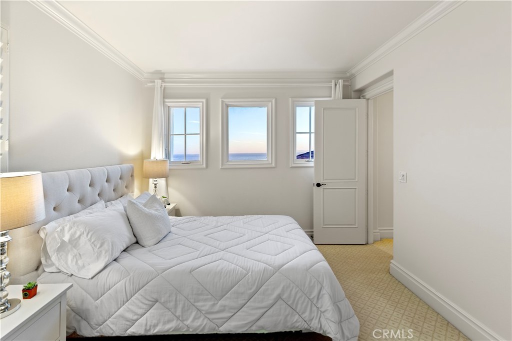 MLS #OC25265016 image #33