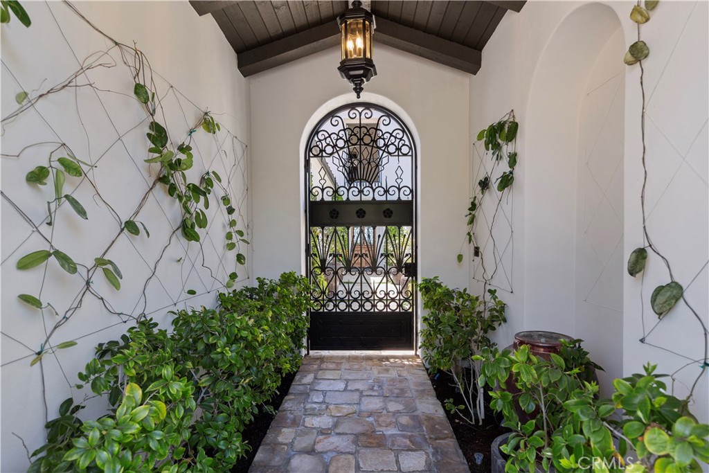 MLS #OC25265016 image #5