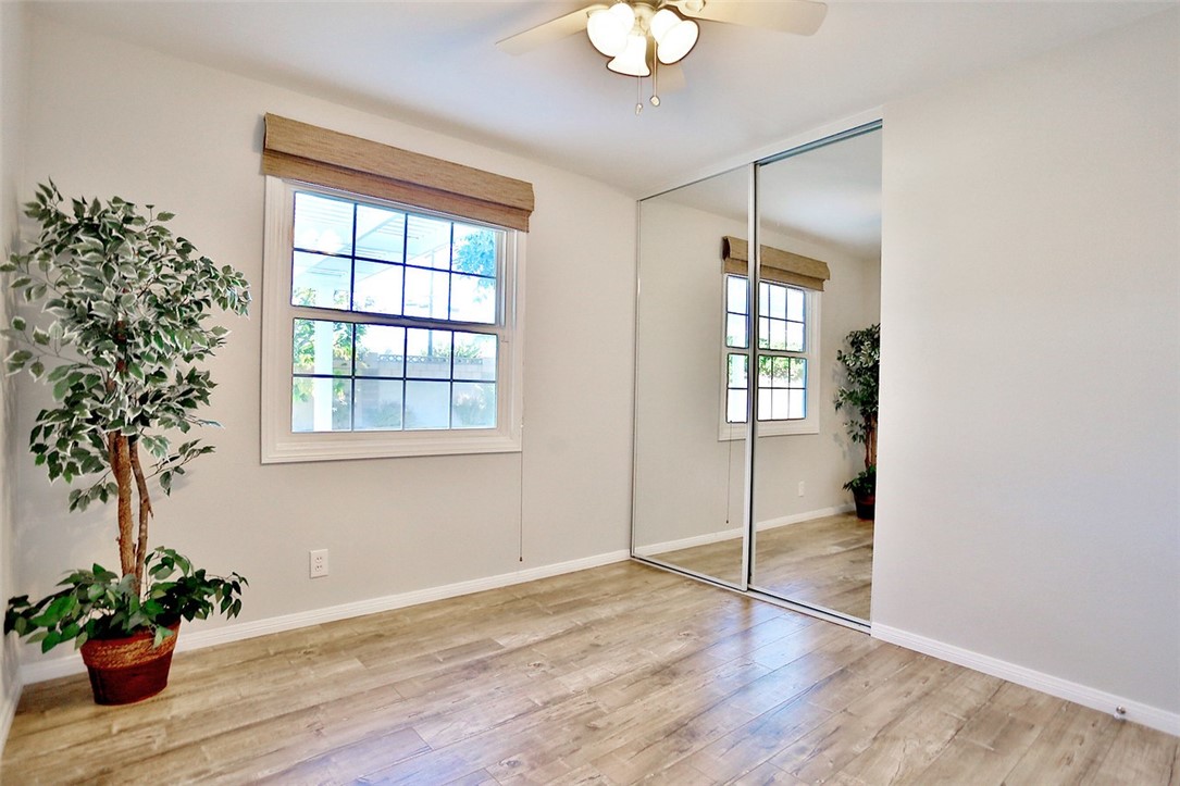 MLS #OC25265040 image #14