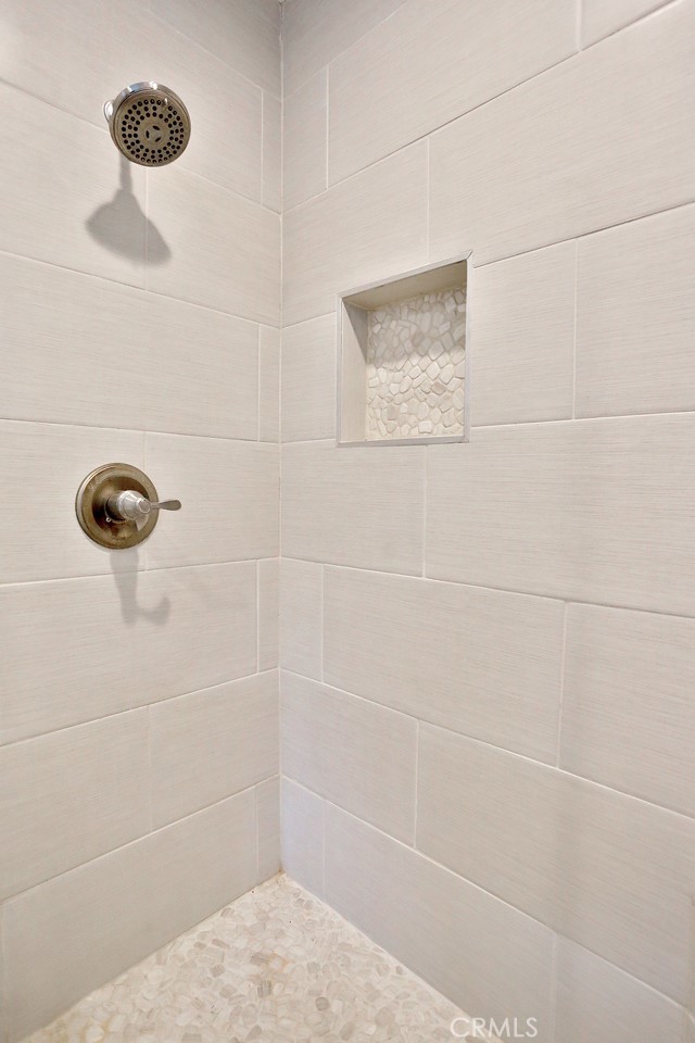 MLS #OC25265040 image #21