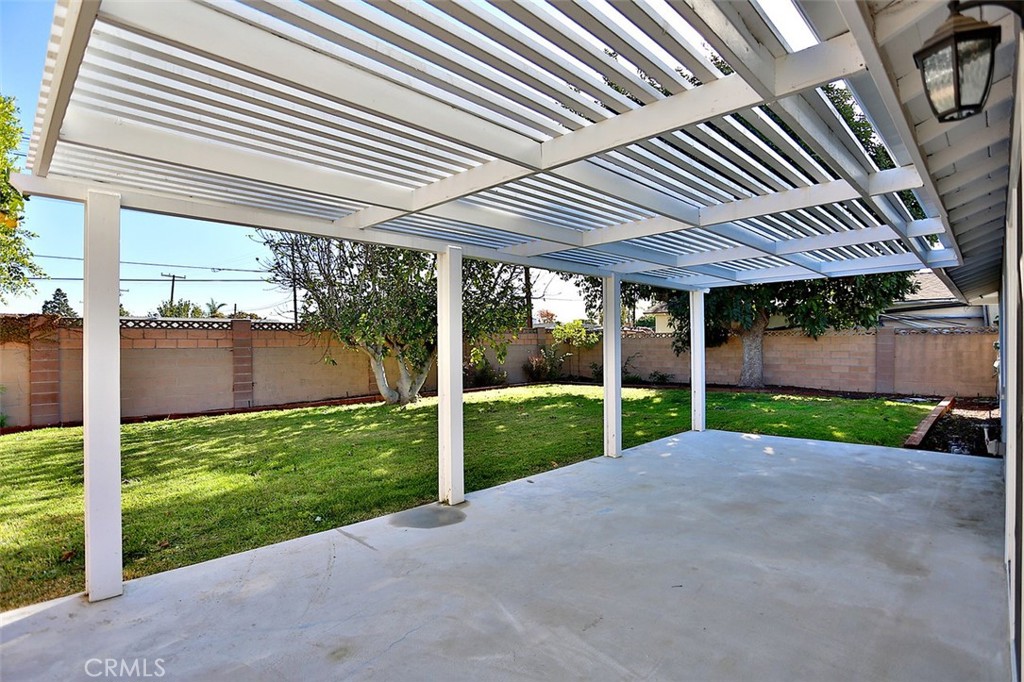 MLS #OC25265040 image #25