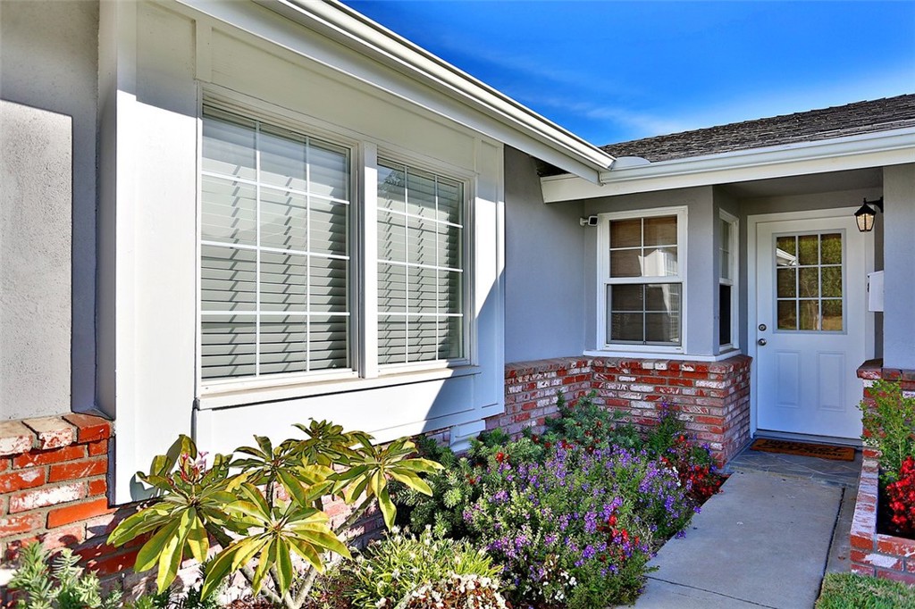 MLS #OC25265040 image #3