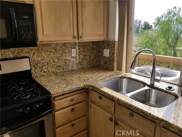 MLS #OC25265060 image #13