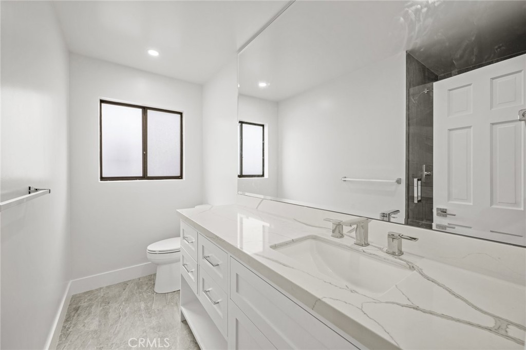 MLS #OC25265069 image #13