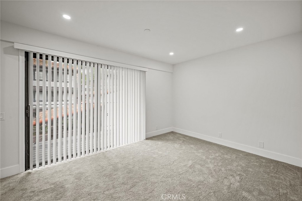 MLS #OC25265069 image #17