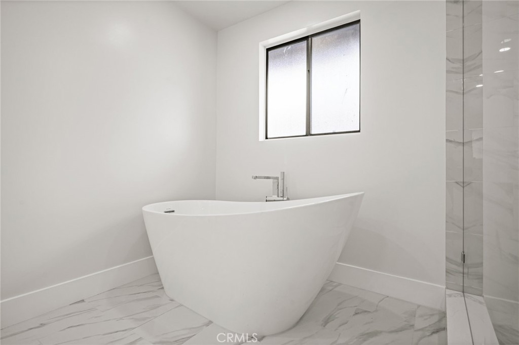 MLS #OC25265069 image #28