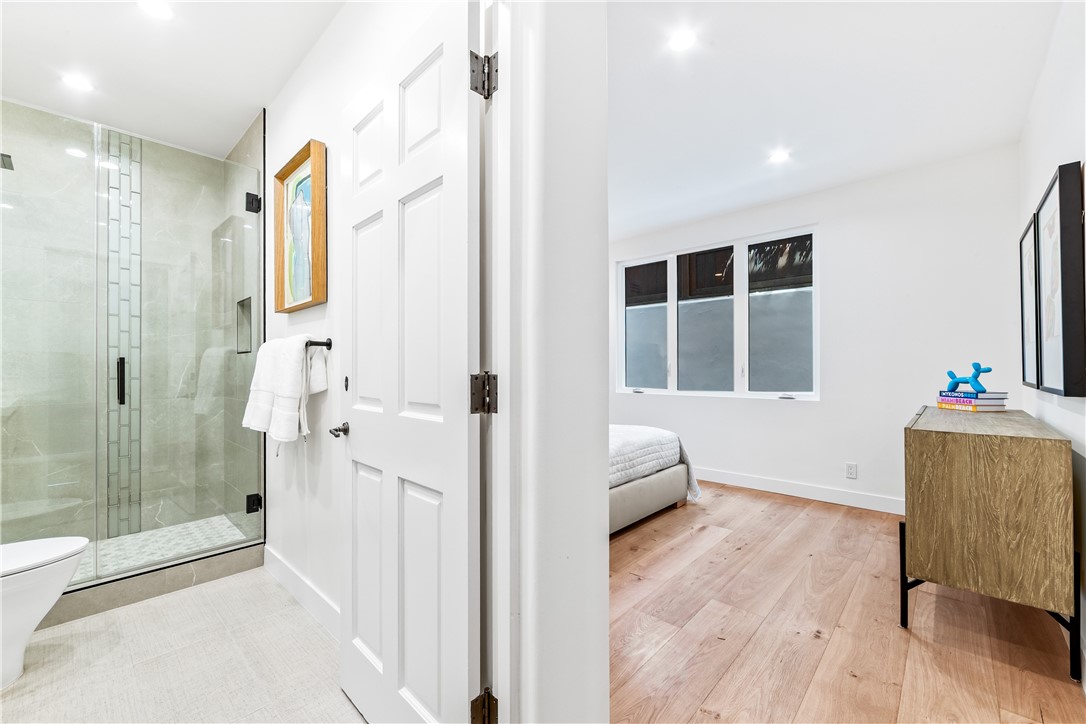 MLS #OC25265072 image #14