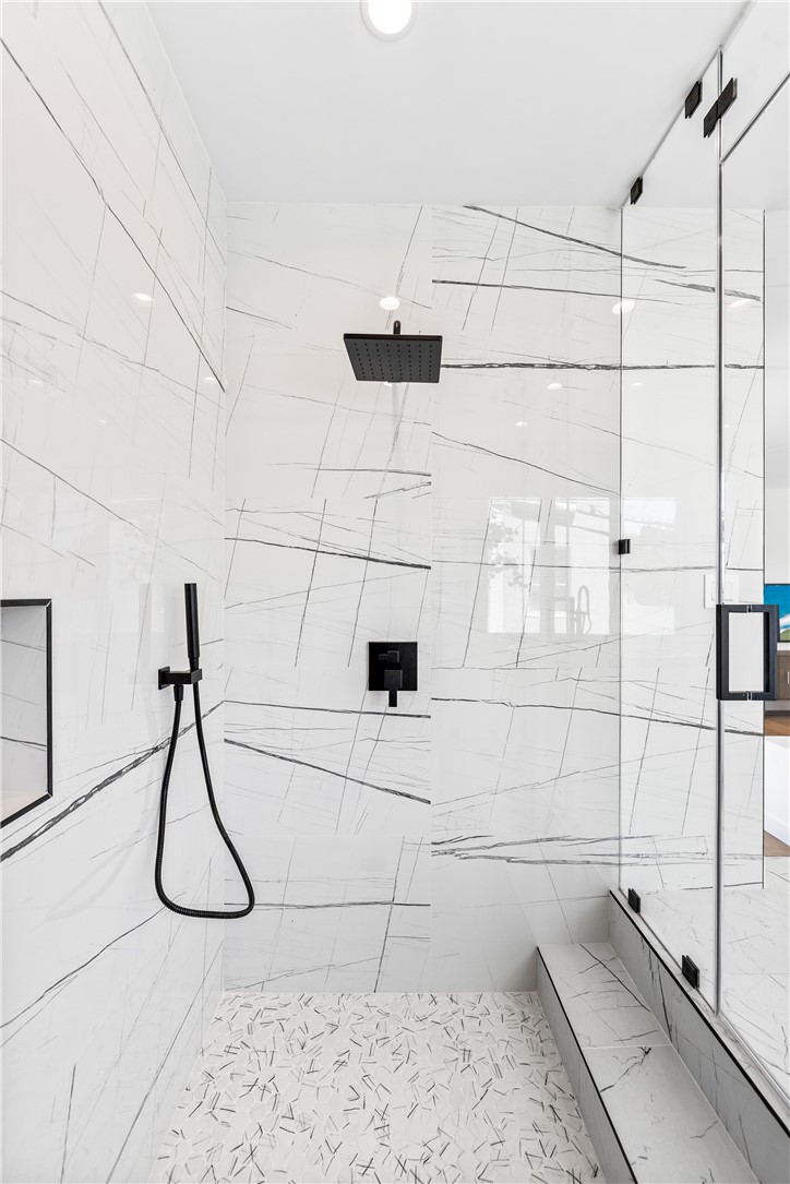 MLS #OC25265072 image #35