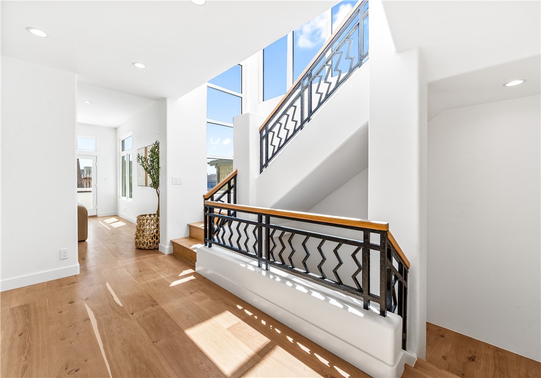 MLS #OC25265072 image #36