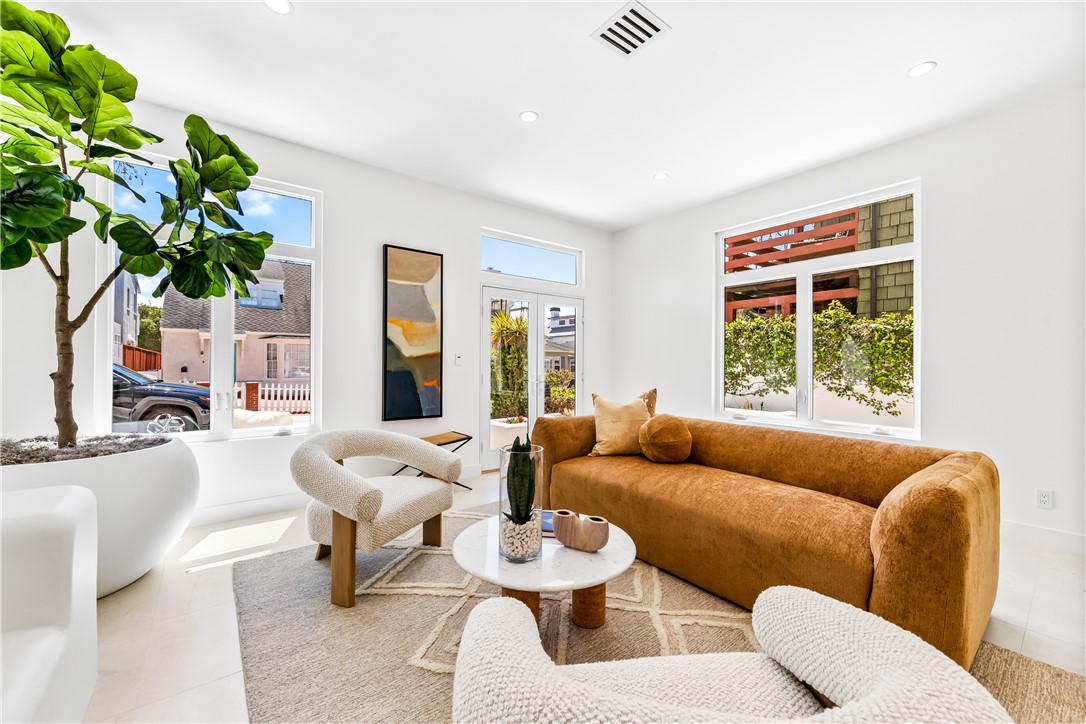 MLS #OC25265072 image #6