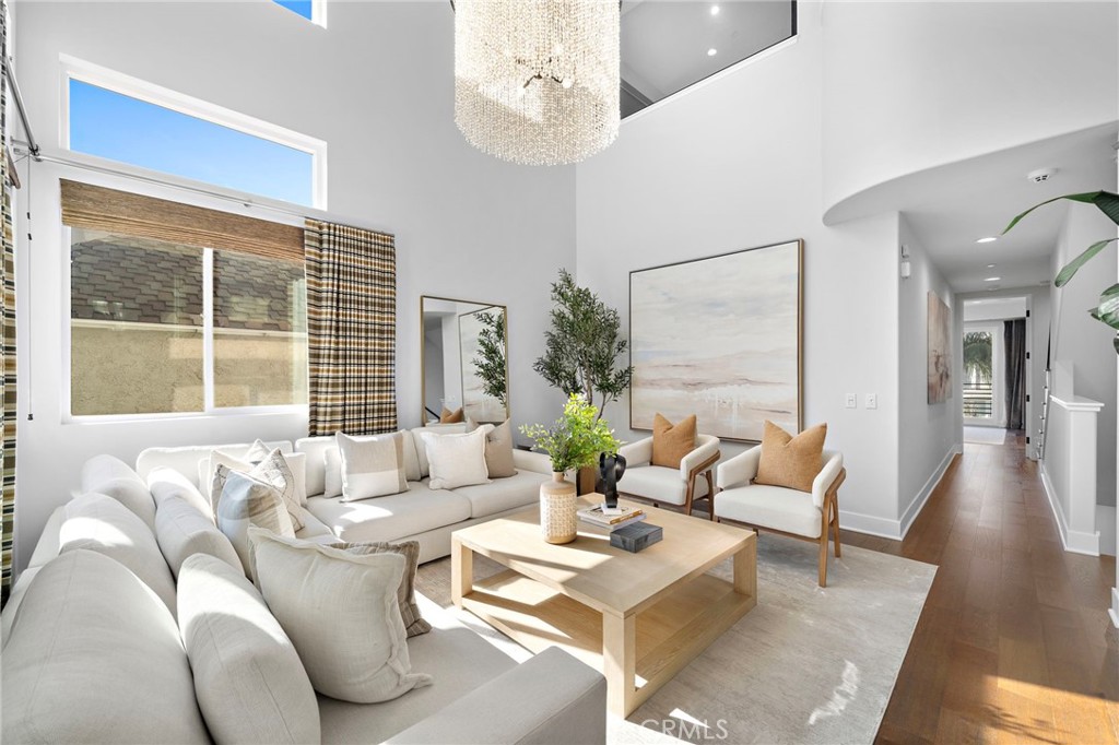 MLS #OC25265104 image #23