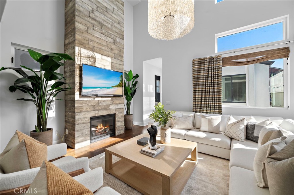 MLS #OC25265104 image #24