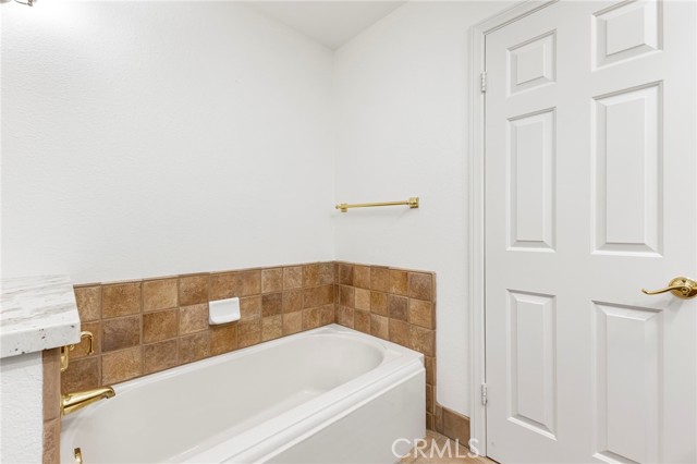 MLS #OC25265106 image #38