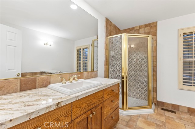 MLS #OC25265106 image #39