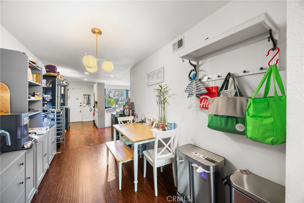 MLS #OC25265109 image #10