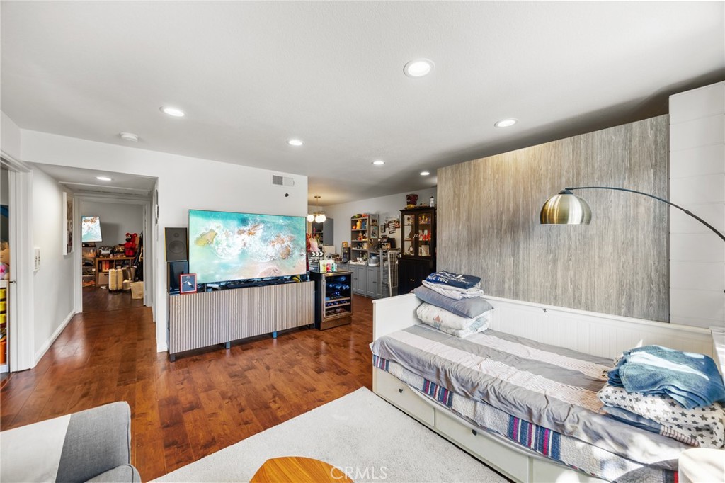 MLS #OC25265109 image #6