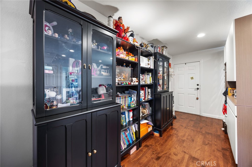 MLS #OC25265109 image #8