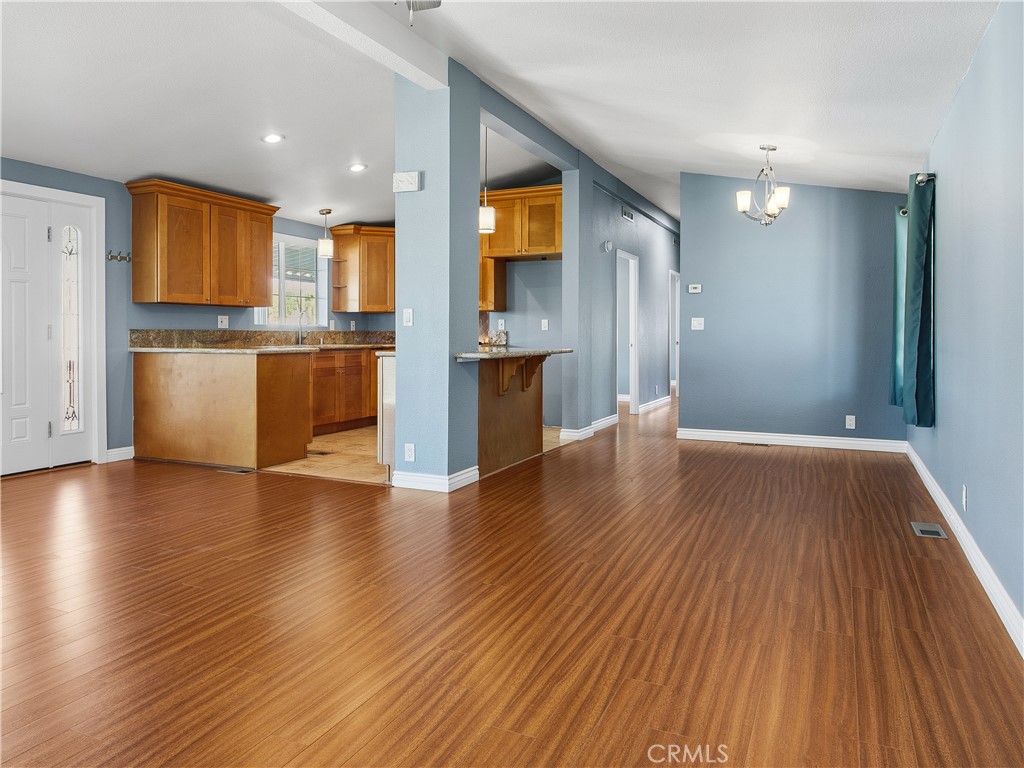 MLS #OC25265124 image #10