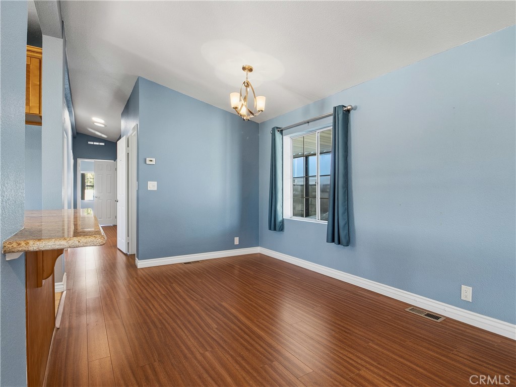 MLS #OC25265124 image #15