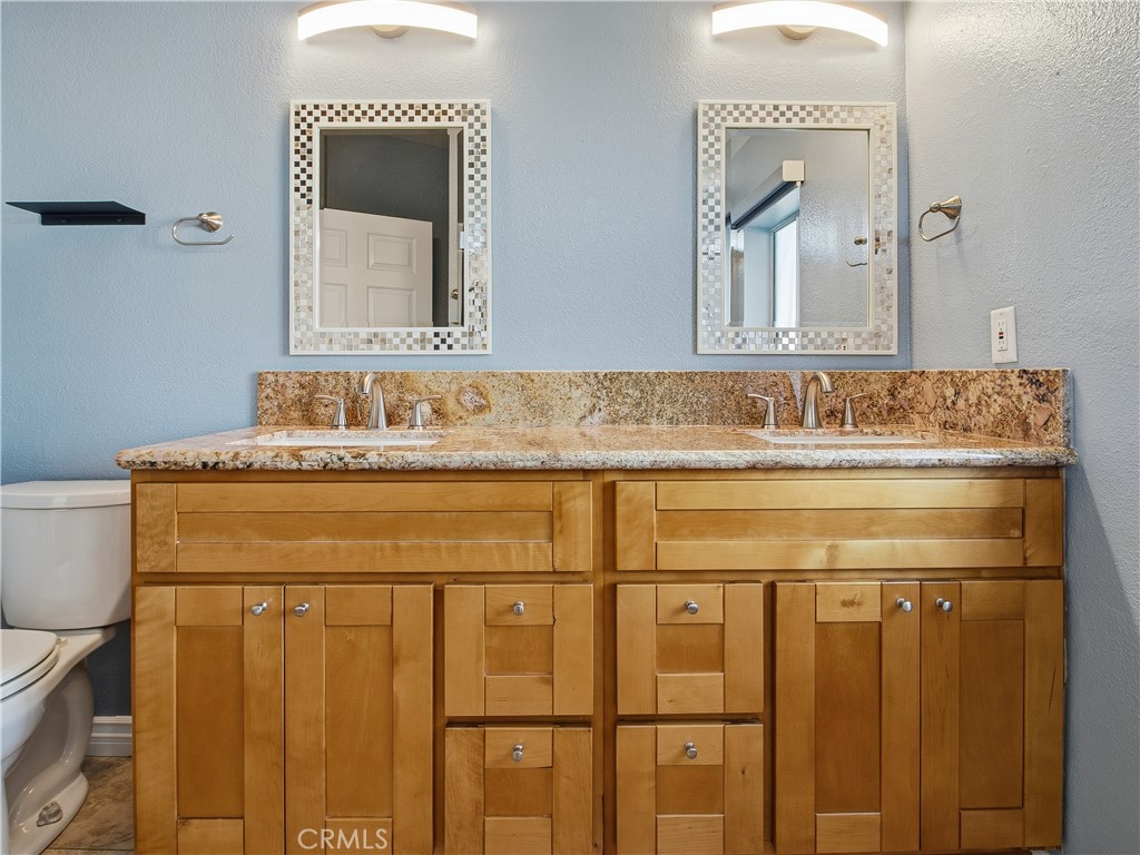 MLS #OC25265124 image #19