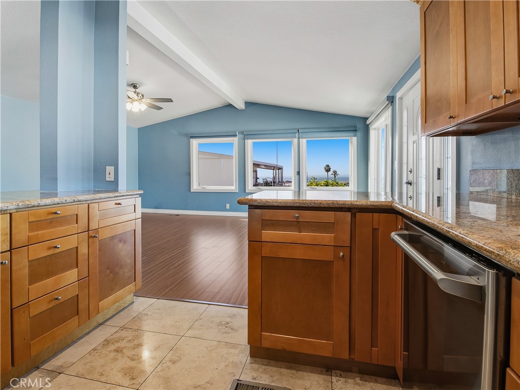 MLS #OC25265124 image #7